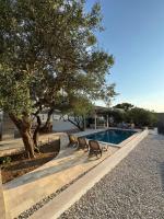 Artemis Poolhouse Apartments - Ferienwohnung Baška Voda