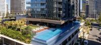 Luxe 3BR Penthouse by beach with Lap Pool & Parking SIGNATURE - B&B Gold Coast