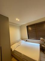 Appartamento con 2 Camere da Letto, Balcone e Vista mare