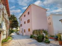 Blunest - B&B Baška