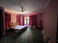 Small Single Room