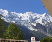 Spacious family nest with balcony in Chamonix - B&B Chamonix