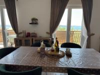 Dragon Paradise - Sea View, Garden & Marina Split Riviera - Ferienwohnung Kutleše