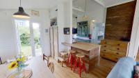 D04 Hawaiian D4, Riviere Towans - B&B Hayle