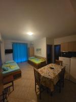 CloseToTheBeach5 - Bed and Breakfast Himarë