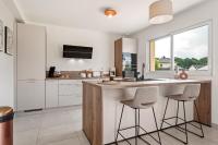 Maison neuve haut de gamme - 4 chambres, terrasse, jardin, parking - B&B Montigny