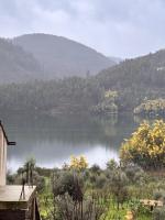 New Flat with View over the River Zezere - B&B Casalinho de Santana
