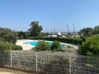 Charmant appartement, proche mer avec piscine pour 4 personnes - B&B Arzon