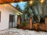 Villa Palmier -Quiet Cosy Air Conditioned Terrace - B&B Puerto Vallarta