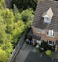 Coventry - Sleeps 8 - Parking for 2 - City Centre - B&B