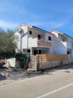 Apartment Tonka - Ferienwohnung Nečujam