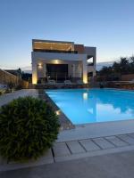 Villa Jolla-Private Pool-Ideal for big groups By Villa Mana Gers - Ferienwohnung Kalamaki