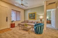 CLR109 Charming 1 Bedroom Overlooking the Pool - Bed and Breakfast La Quinta