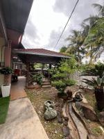 Sha Homestay - B&B Marang
