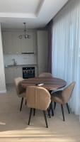 Lake On Apartments - Chambres d'hôtes Mamaia