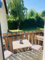 Apartment beim Schloss Ort mit Balkon und Parkplatz - B&B Gmunden