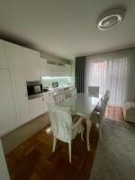 Apartman Vanessa - Chambres d'hôtes Pejë