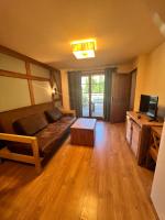 One-Bedroom Apartment with Terrace