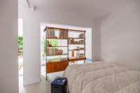 Lichtrijke studio met patio - B&B