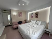 Camera Matrimoniale con Balcone