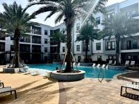 New! 1 Bed 1 Bath Medical Center NRG Area Middle of Everywhere - Bed and Breakfast Houston