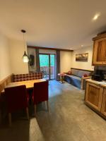 One-Bedroom Apartment with Balcony