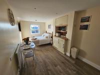 The Nest in Weymouth - B&B Weymouth