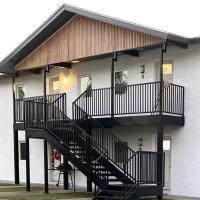 NEW! close to Downtown, Malls & Premium Outlets, with Balcony - Ferienwohnung Weslaco