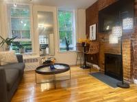Beauty in the Heart of the Village - B&B