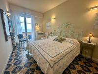 Two-Bedroom Apartment with Balcony and Sea View