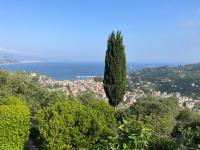 Villa Panorama with beautiful private garden - B&B Santa Margherita Ligure