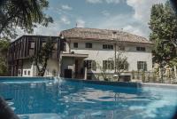 Ansitz Thierburg Suites - B&B Merano