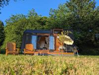 La Vue en Rose by Tiny Away - Chambres d’hôtes Sénaillac-Latronquière