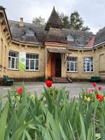 Відпочинок у будиночку серед хвойного лісу - B&B Vyhraiv