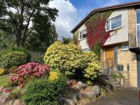 Dundee Seaside Dream House - Sleeps 8 & Parking - B&B Dundee