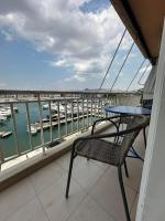 Serenity View Apartment - Marina Zeas - B&B Pireo