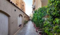Ramatan Hospitality serviced apartments, close to CFC, WaterWay 5A, Garden8, GUC, District 5 - B&B
