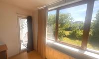 Apt luminos cu parcare inclusa aproape de Univ, Spitale, Centru - B&B