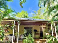 Waka Lodge - House with garden - B&B Blue bay