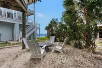 Crustacean Sensation - B&B Navarre