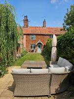 2 Church Path - B&B Earsham