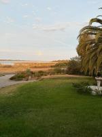 Apollo Cove - B&B Clayton Bay