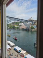 Muralha da Barca Apartamentos -Fique no centro do Porto junto a ponte D-Luis IRNAL nº13939 Al,5848 Al, 6419 AL-Chamada para a rede móvel nacional - Chambres d'hôtes Porto