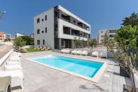Villa SHARK 2 with a pool - B&B Novalja