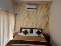 Camera Matrimoniale con Vista Giardino