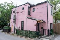 Stylish 2BR Home with Front Yard and Free Parking - Bed and Breakfast Toronto