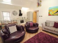 Lakes View Apartment 3 - Chambres d’hôtes Carnforth