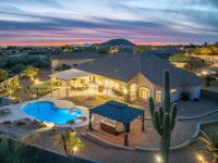 4BR Mesa Mountainside Retreat with Pool, Hot Tub and Games - B&B Mesa