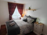 Modern 2 Bed Flat - B&B East Kilbride