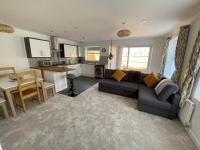 Quiet and Central, Modern Bungalow - B&B Hereford